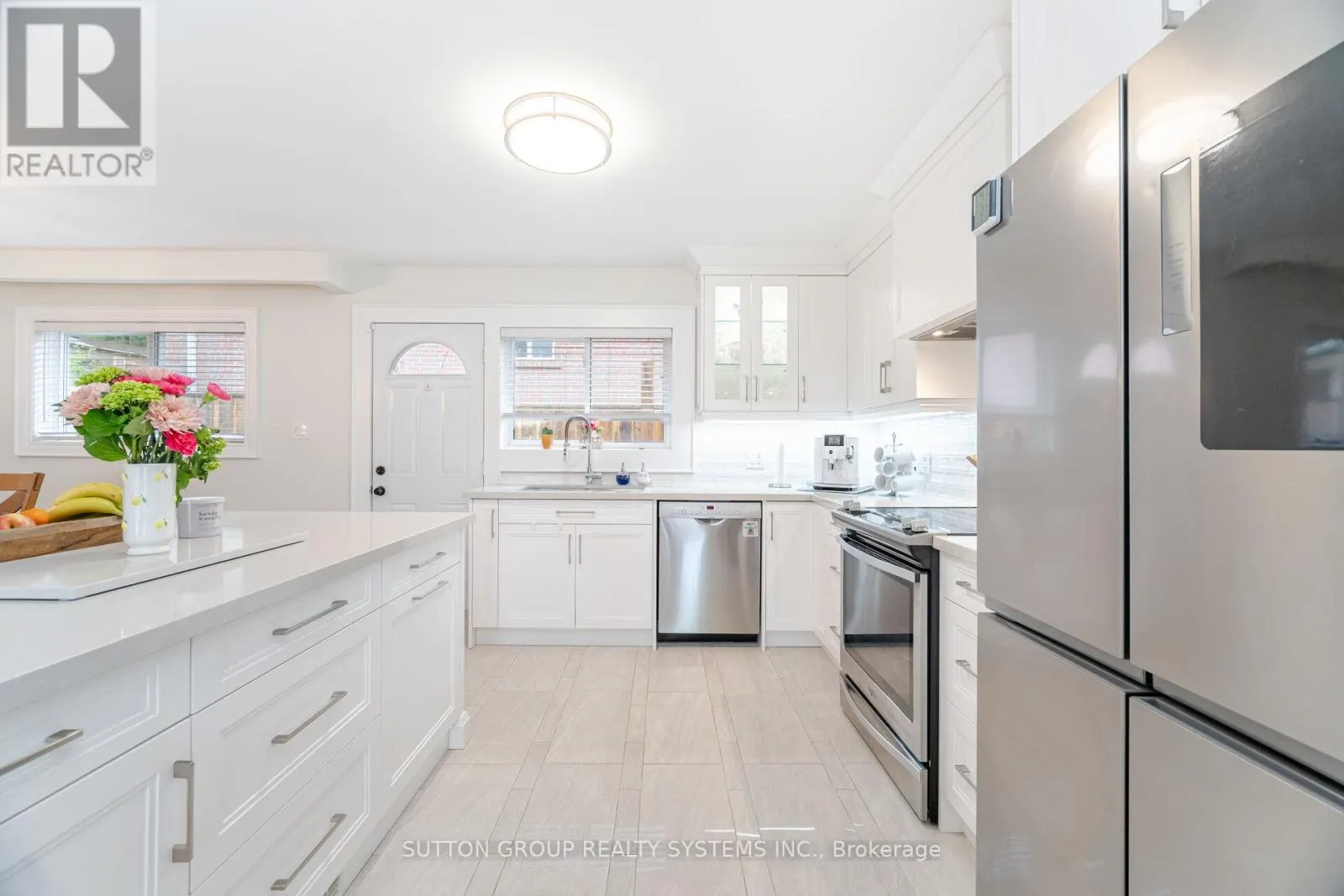175 CONNAUGHT CRESCENT