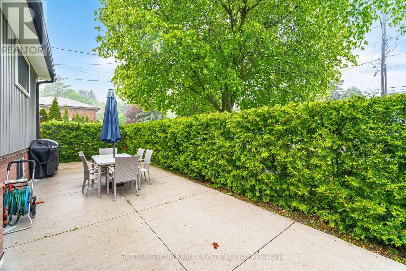 175 CONNAUGHT CRESCENT