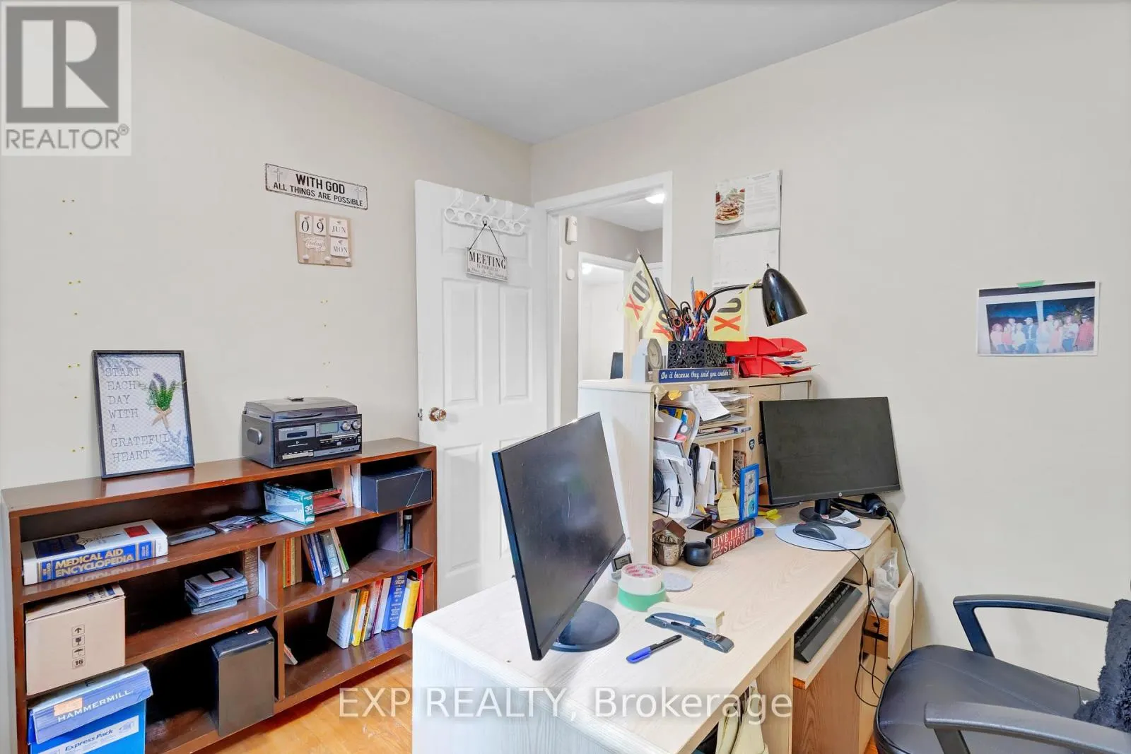 111 MOUNTAINVIEW ROAD S