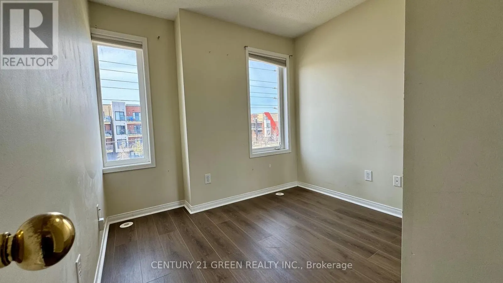 61 - 3056 EGLINTON AVENUE W