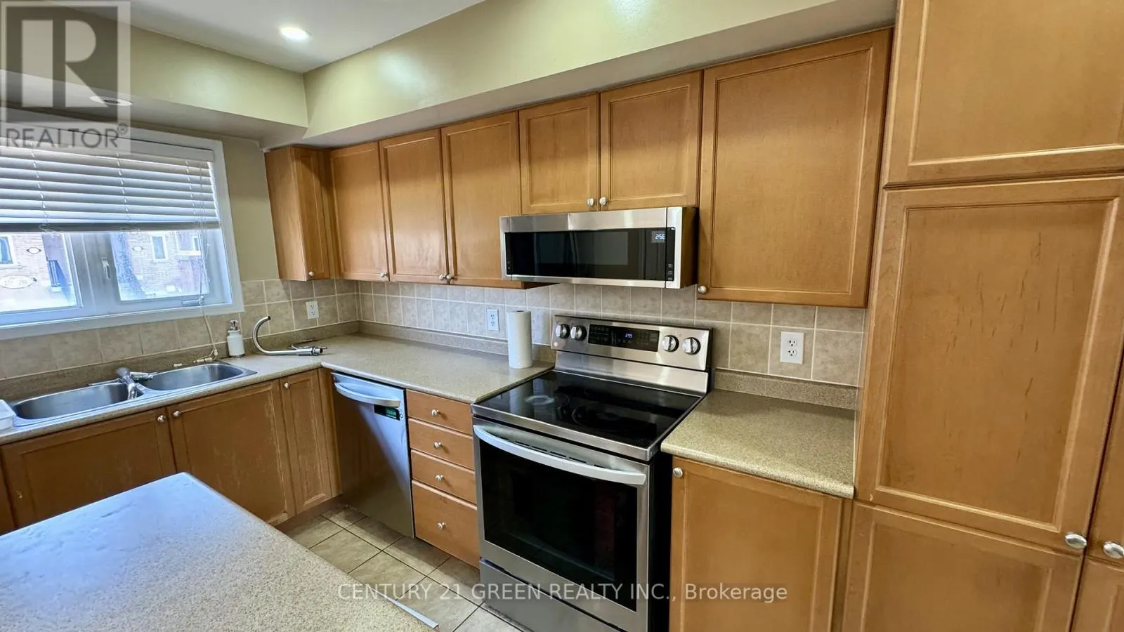 61 - 3056 EGLINTON AVENUE W