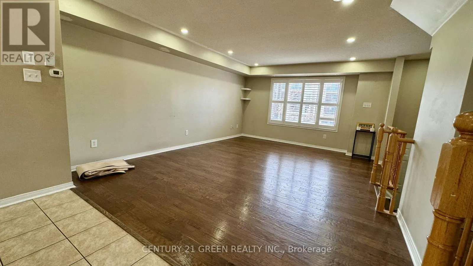 61 - 3056 EGLINTON AVENUE W