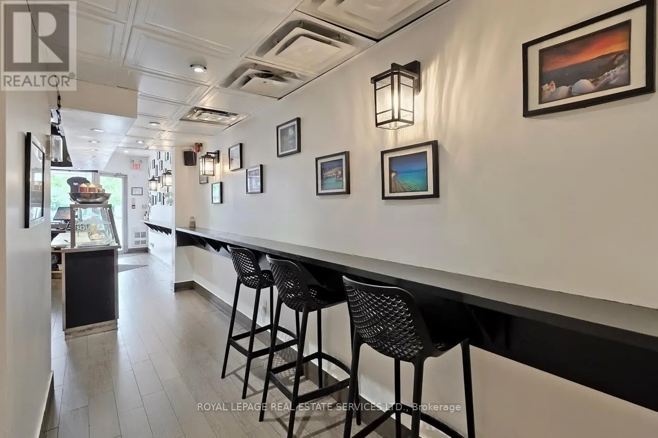 2184 BLOOR STREET W