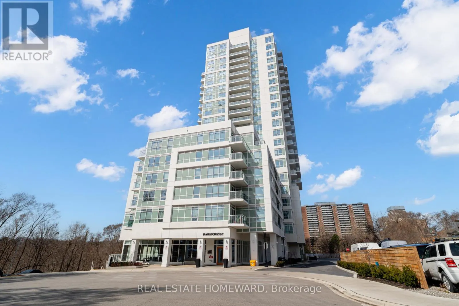 1204 - 10 WILBY CRESCENT