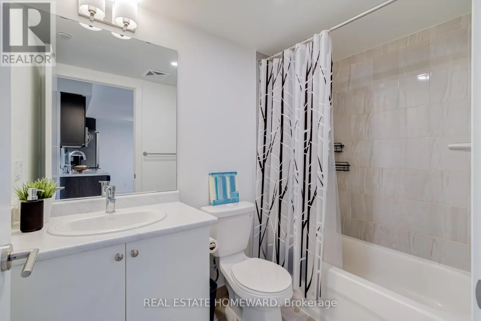 1204 - 10 WILBY CRESCENT