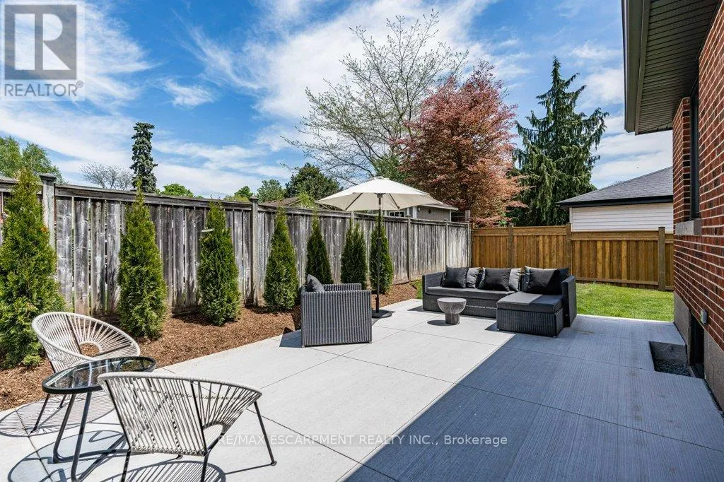 877 CONDOR DRIVE