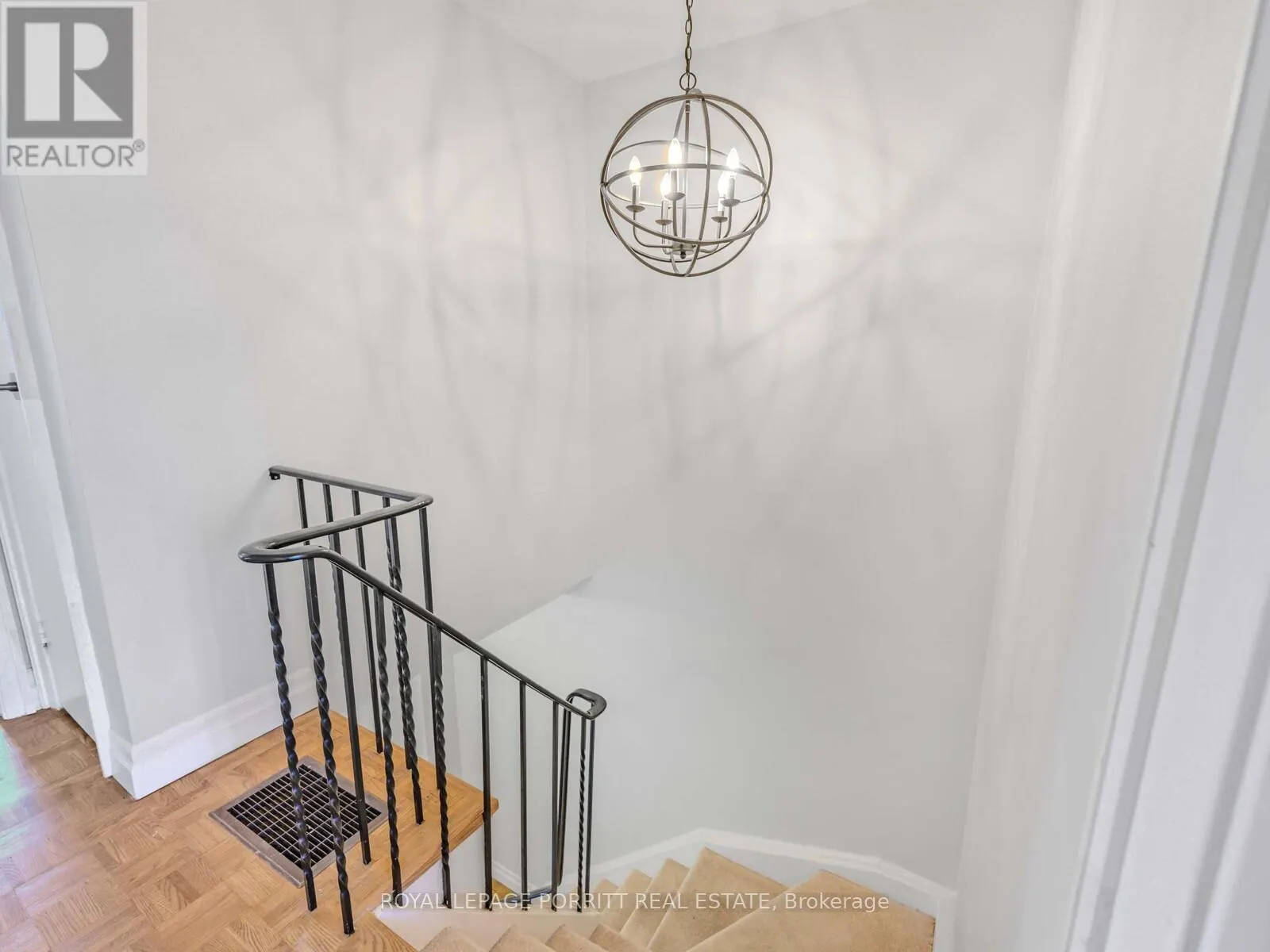 6 - 4 BRADBROOK ROAD