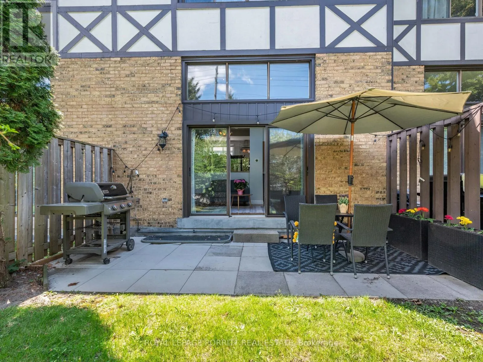 6 - 4 BRADBROOK ROAD