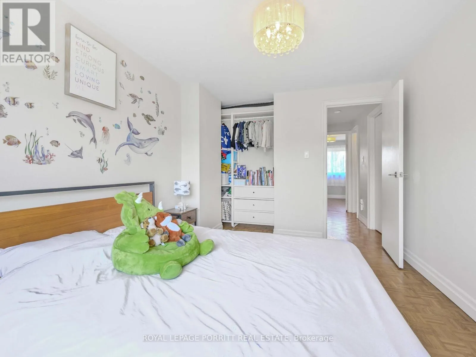6 - 4 BRADBROOK ROAD