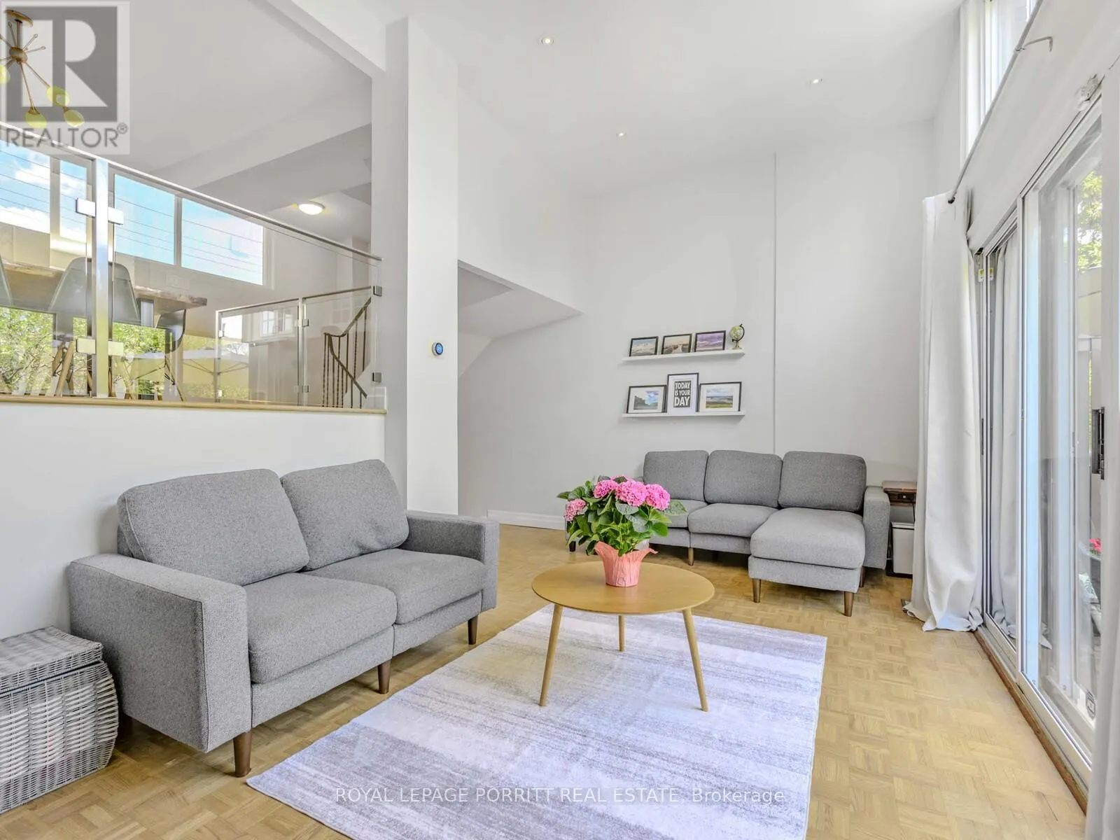 6 - 4 BRADBROOK ROAD