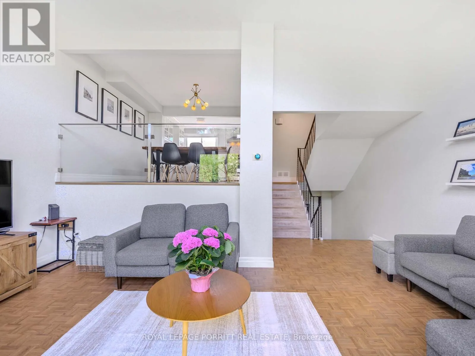 6 - 4 BRADBROOK ROAD