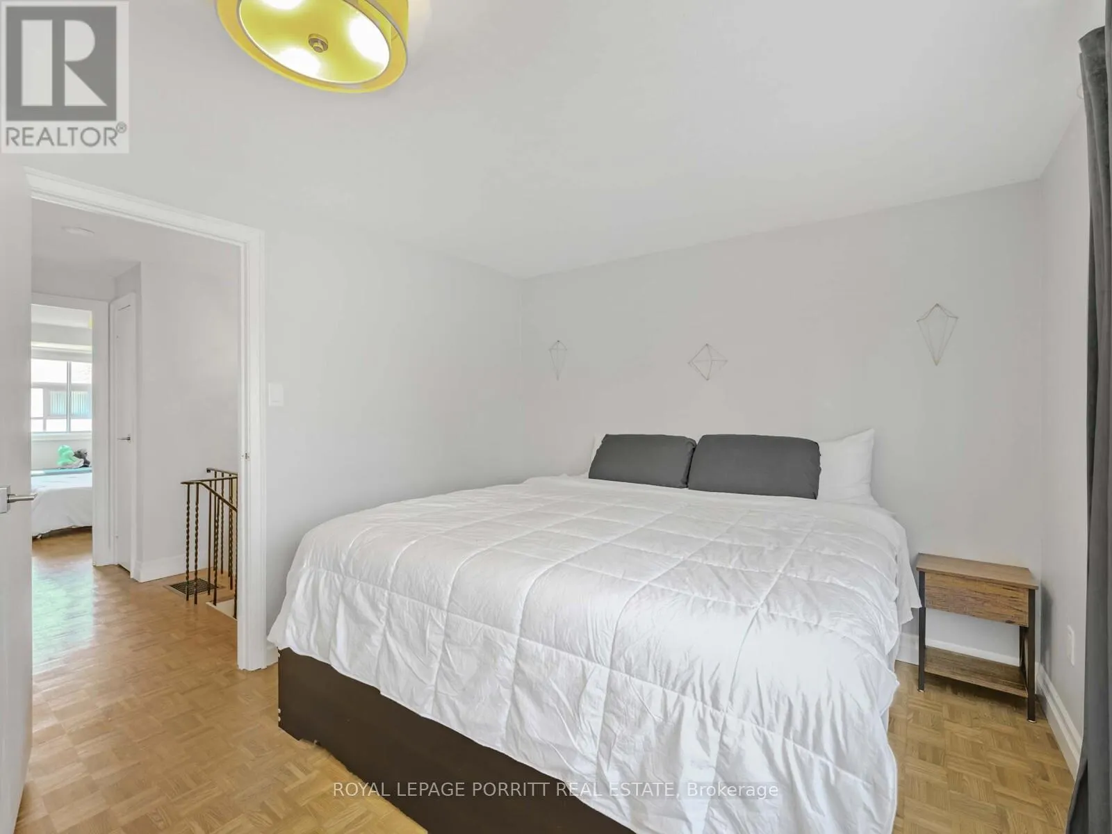 6 - 4 BRADBROOK ROAD