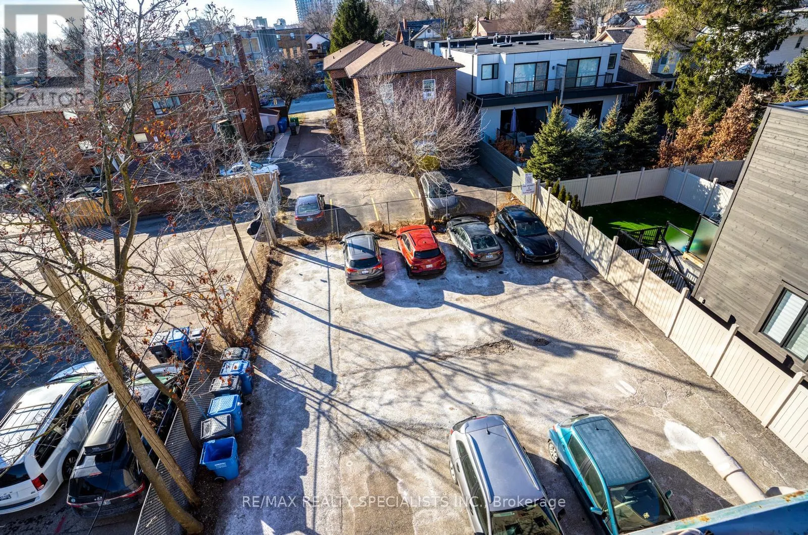 6 BRANT AVENUE