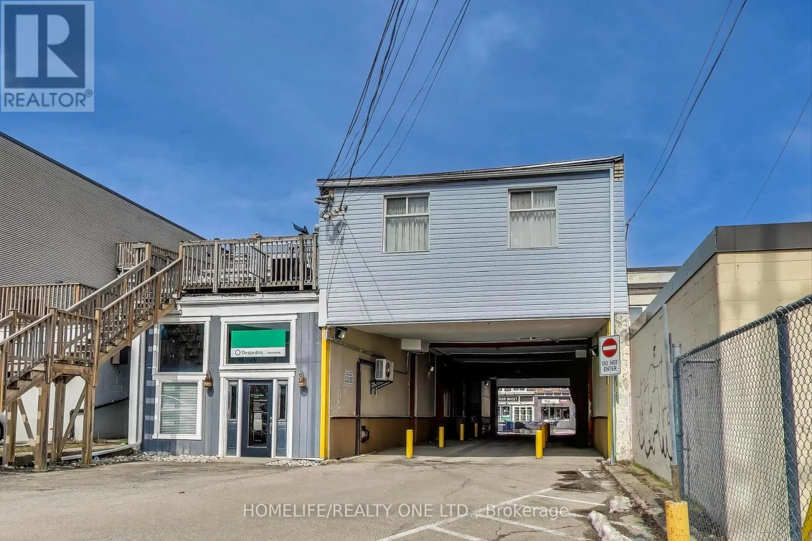 3 - 166 BROADWAY