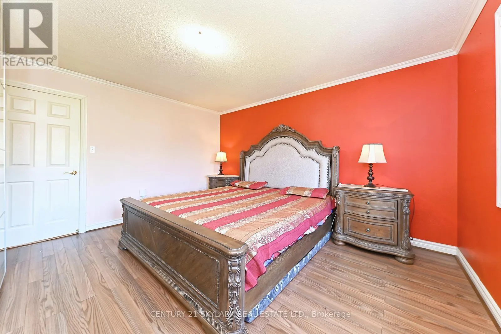 31 TODMORDEN DRIVE