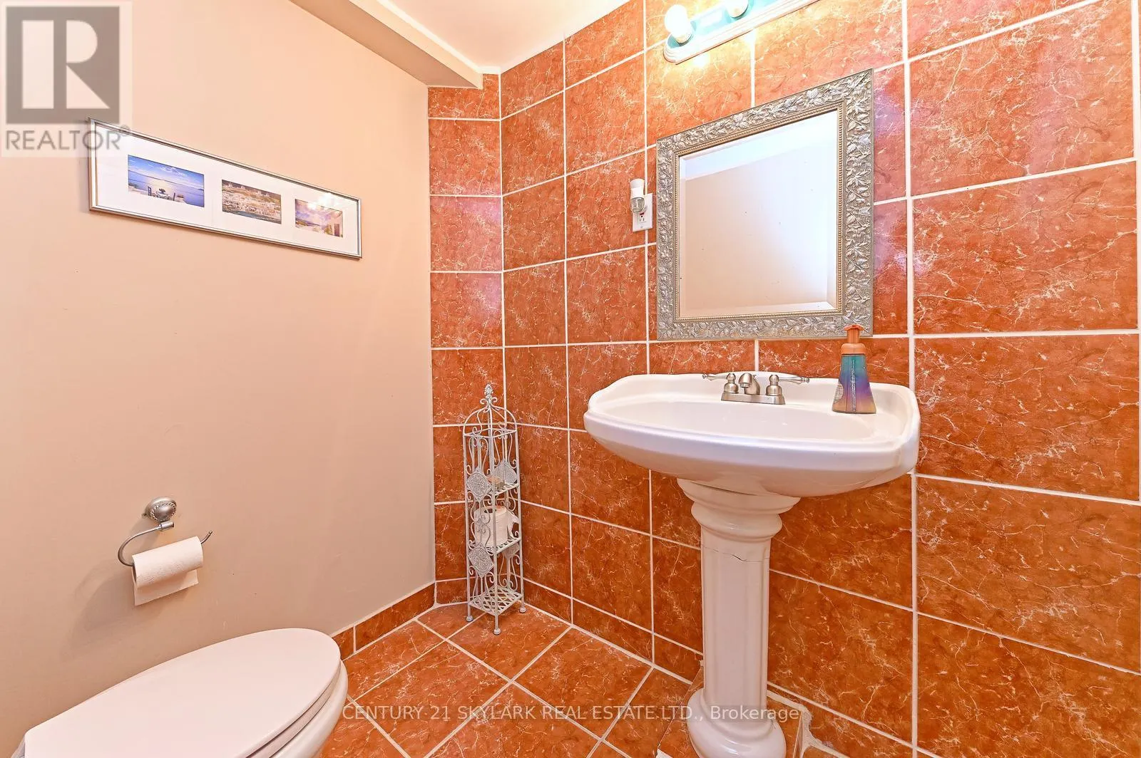31 TODMORDEN DRIVE