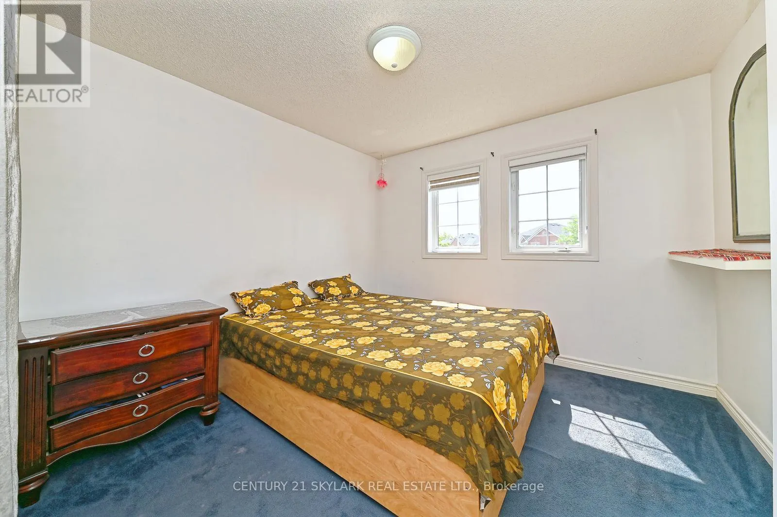 31 TODMORDEN DRIVE