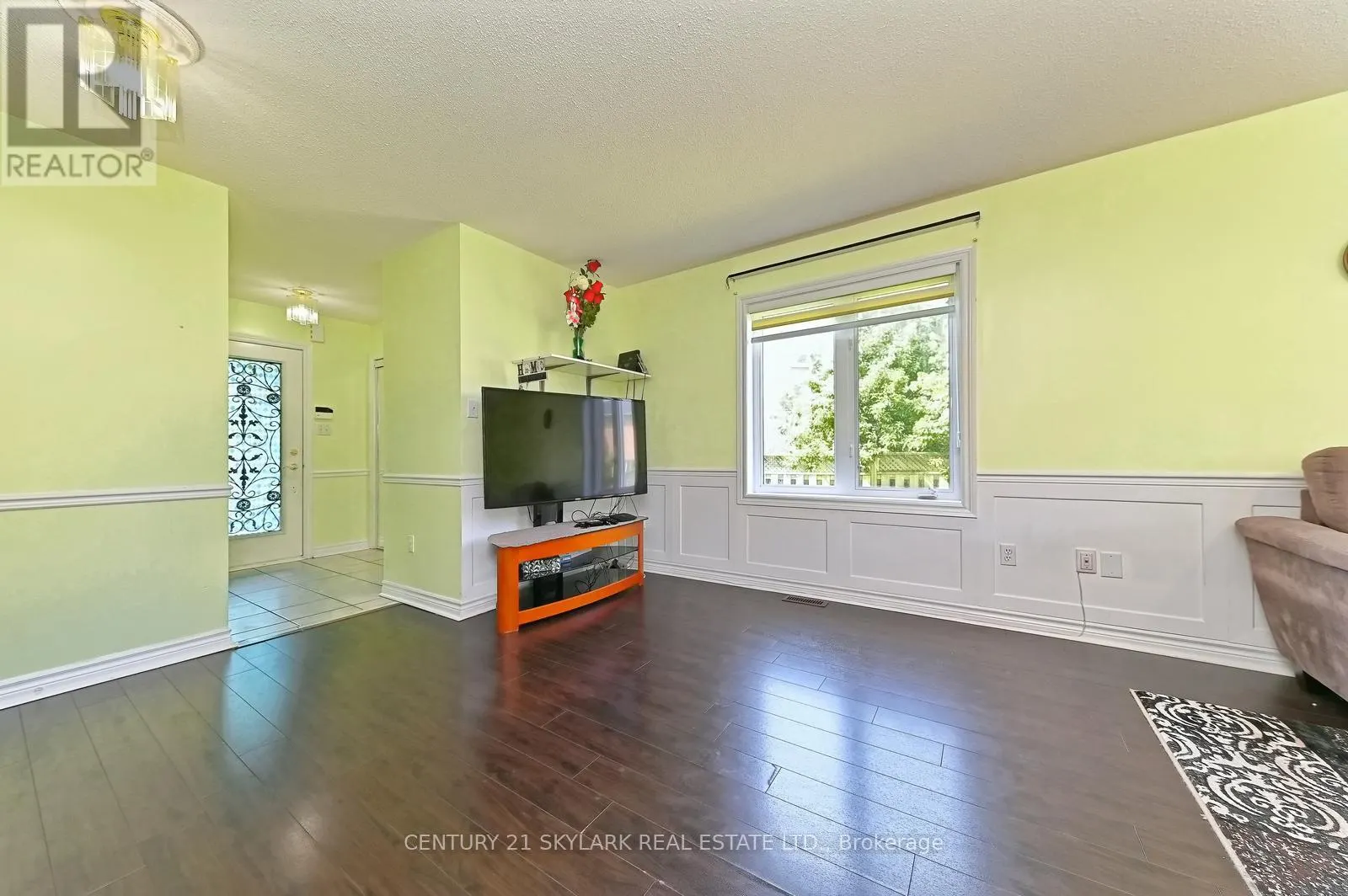 31 TODMORDEN DRIVE