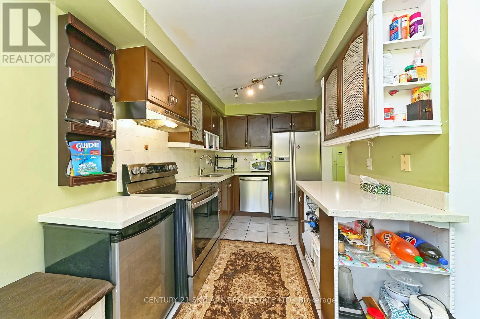 31 TODMORDEN DRIVE