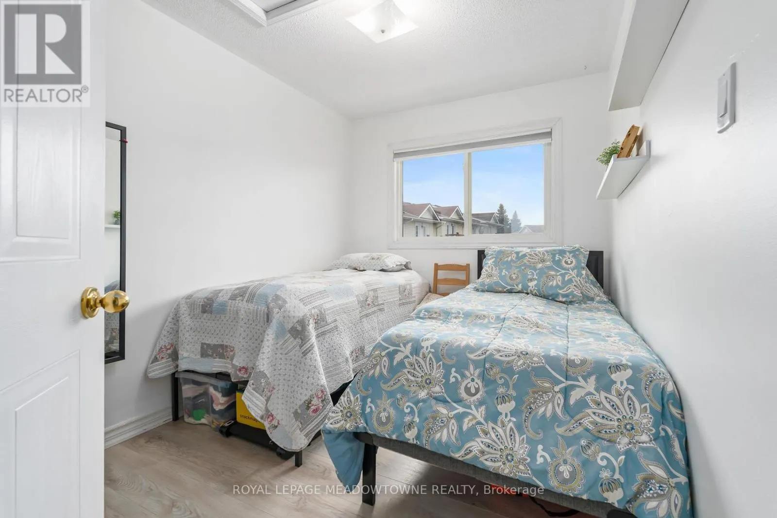 24 - 42A STEWART MACLAREN ROAD