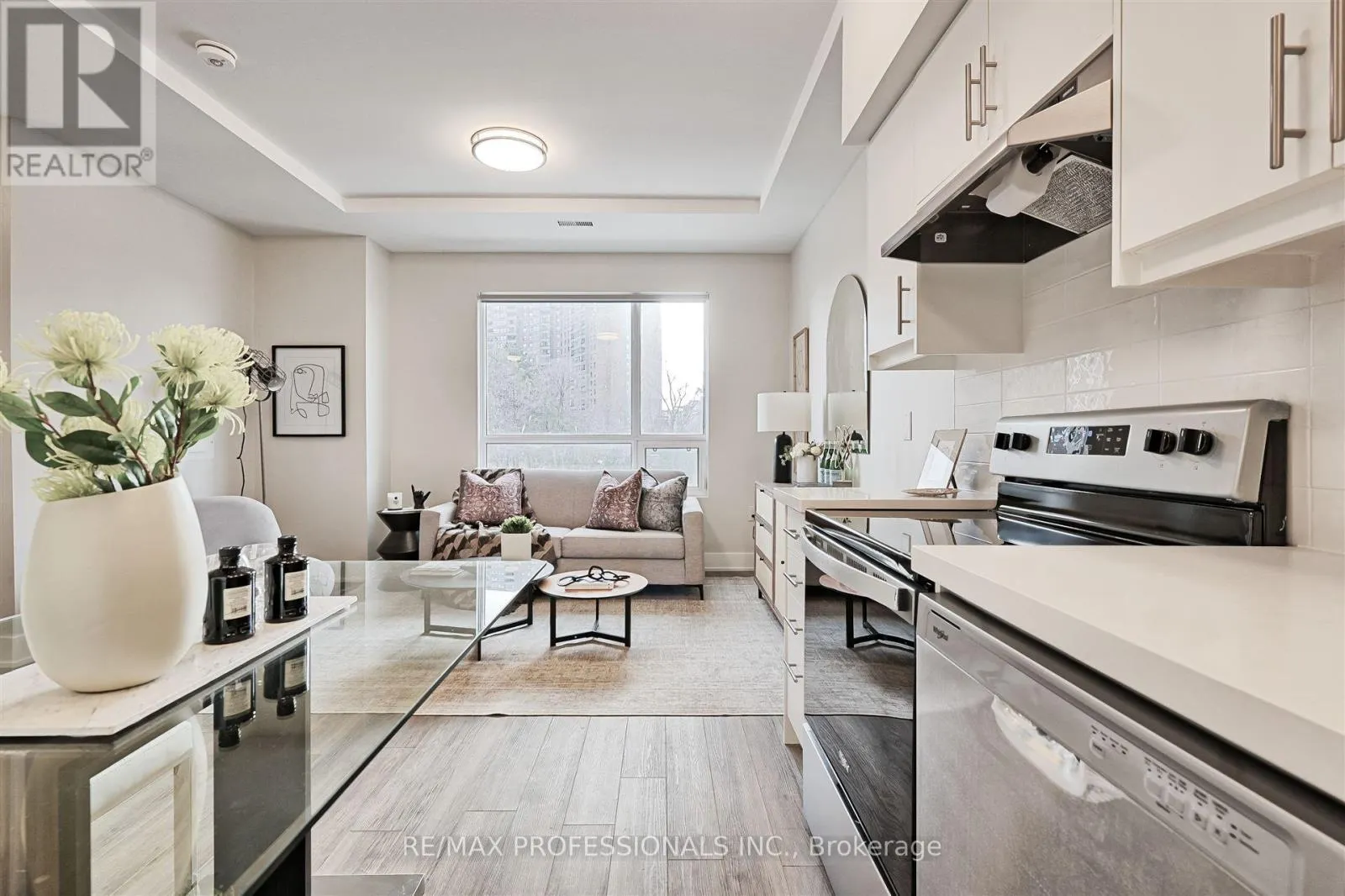105 - 62 DIXFIELD DRIVE