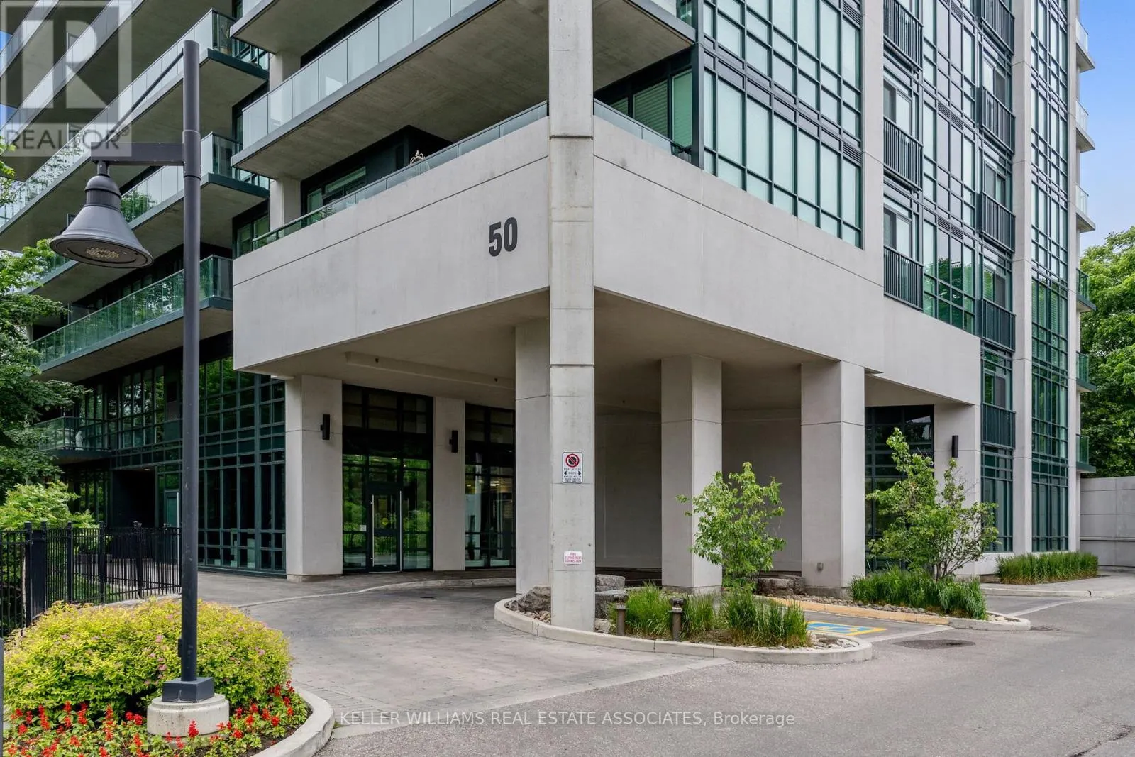 403 - 50 HALL ROAD