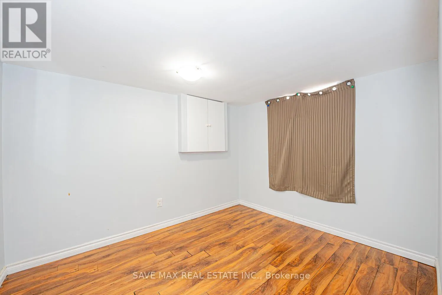 18 NORTHWOOD DRIVE