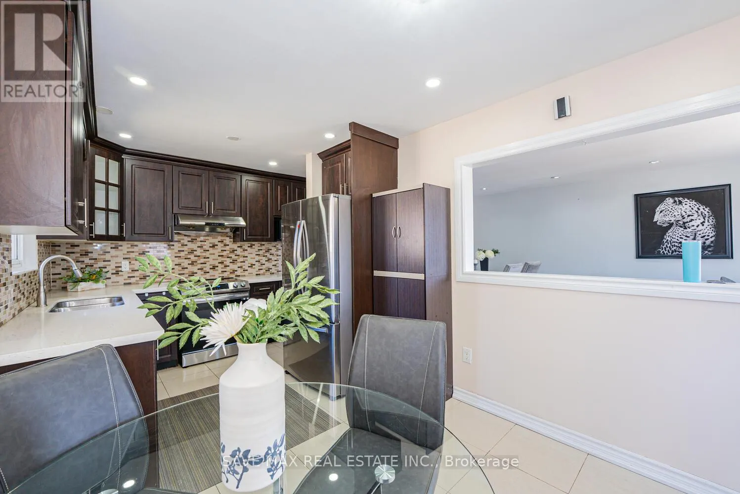 18 NORTHWOOD DRIVE