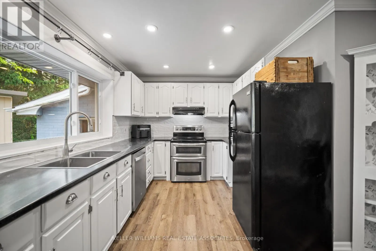 5106 CEDAR SPRINGS COURT