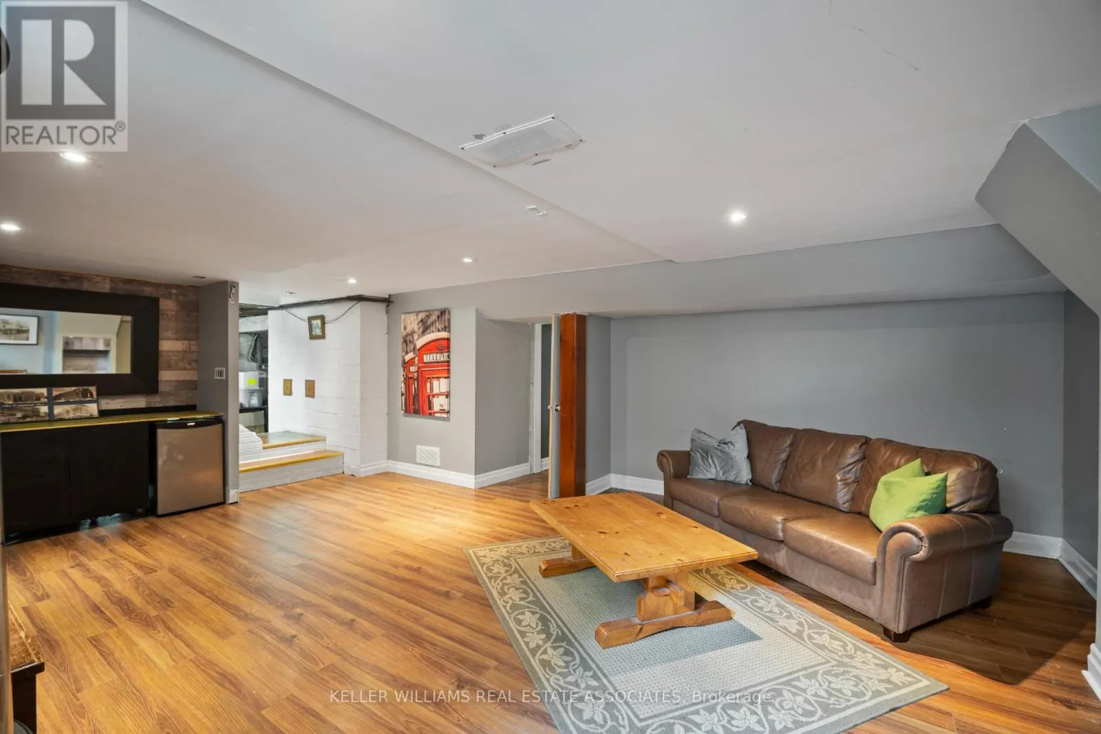 5106 CEDAR SPRINGS COURT