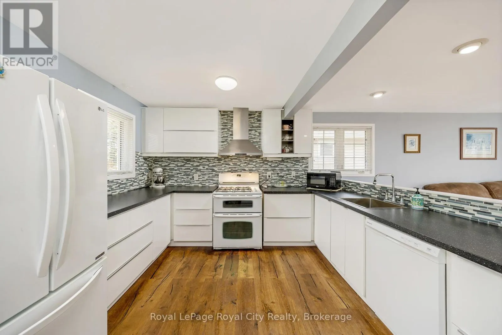 89 JOYCELYN CRESCENT