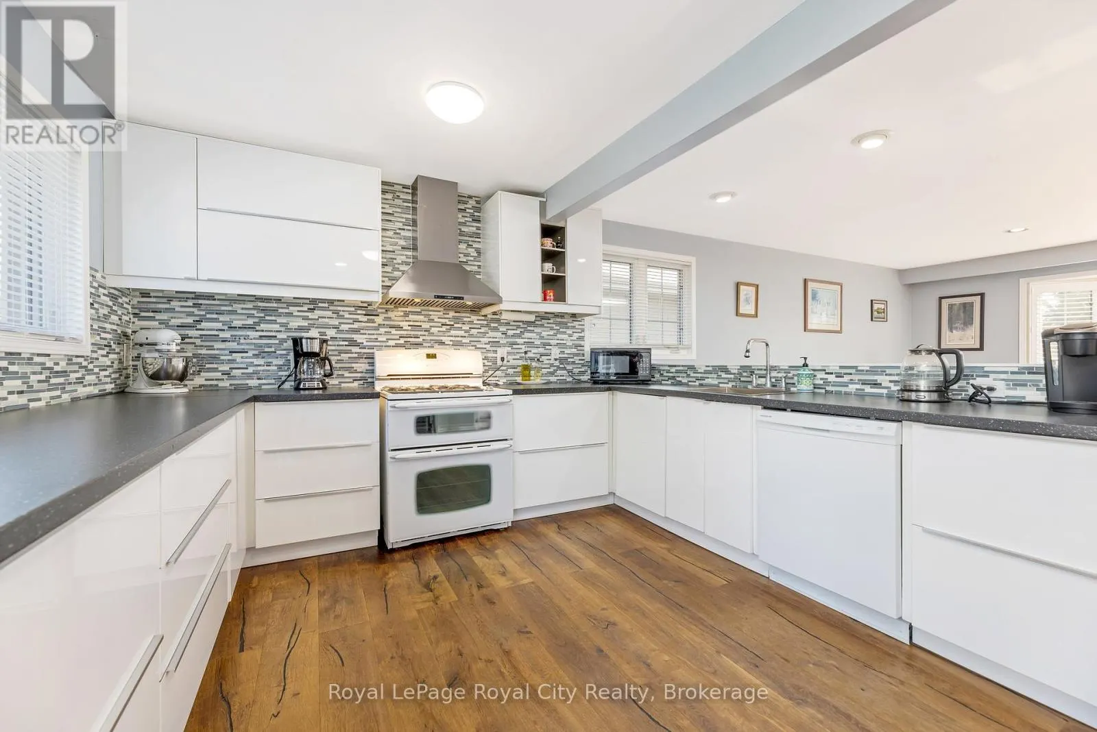 89 JOYCELYN CRESCENT