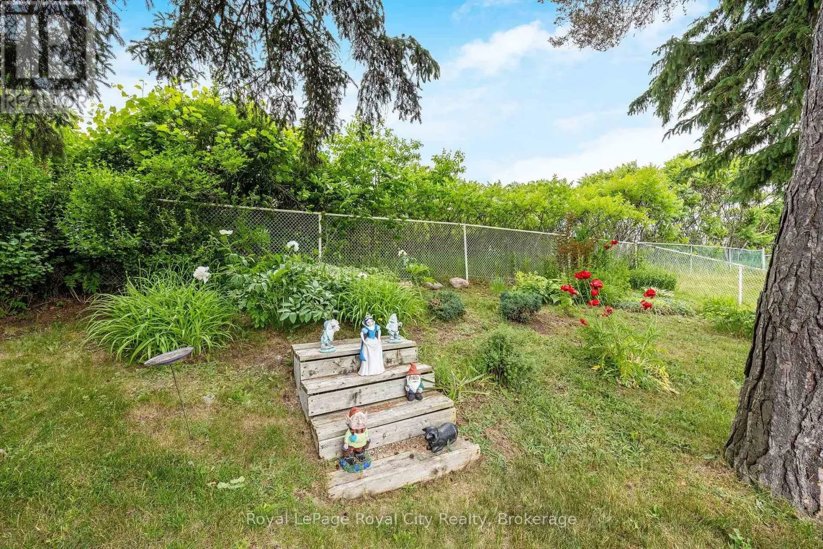 89 JOYCELYN CRESCENT
