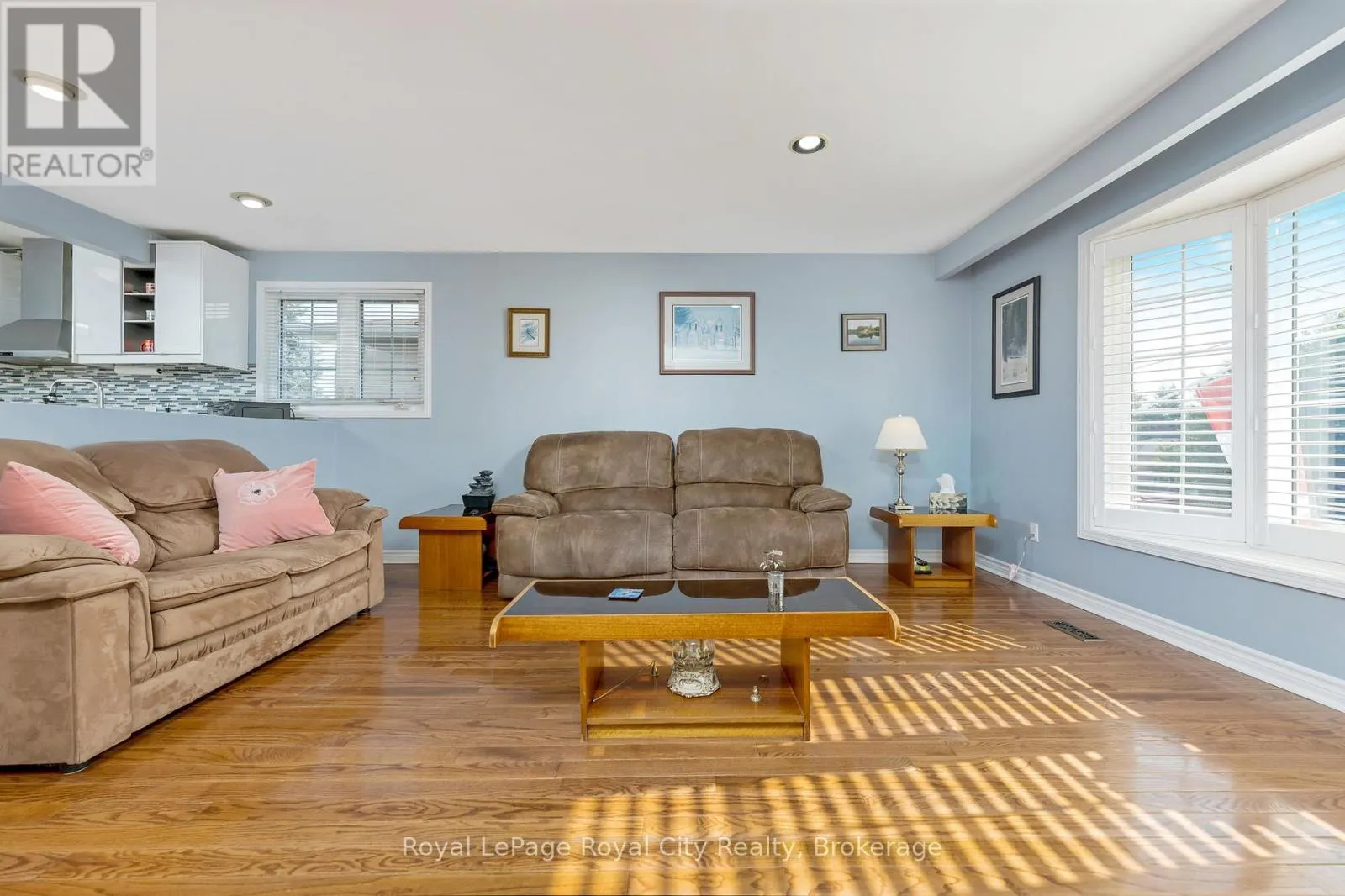 89 JOYCELYN CRESCENT