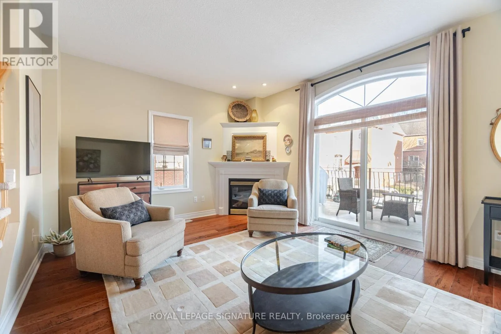 11A JAMES STREET