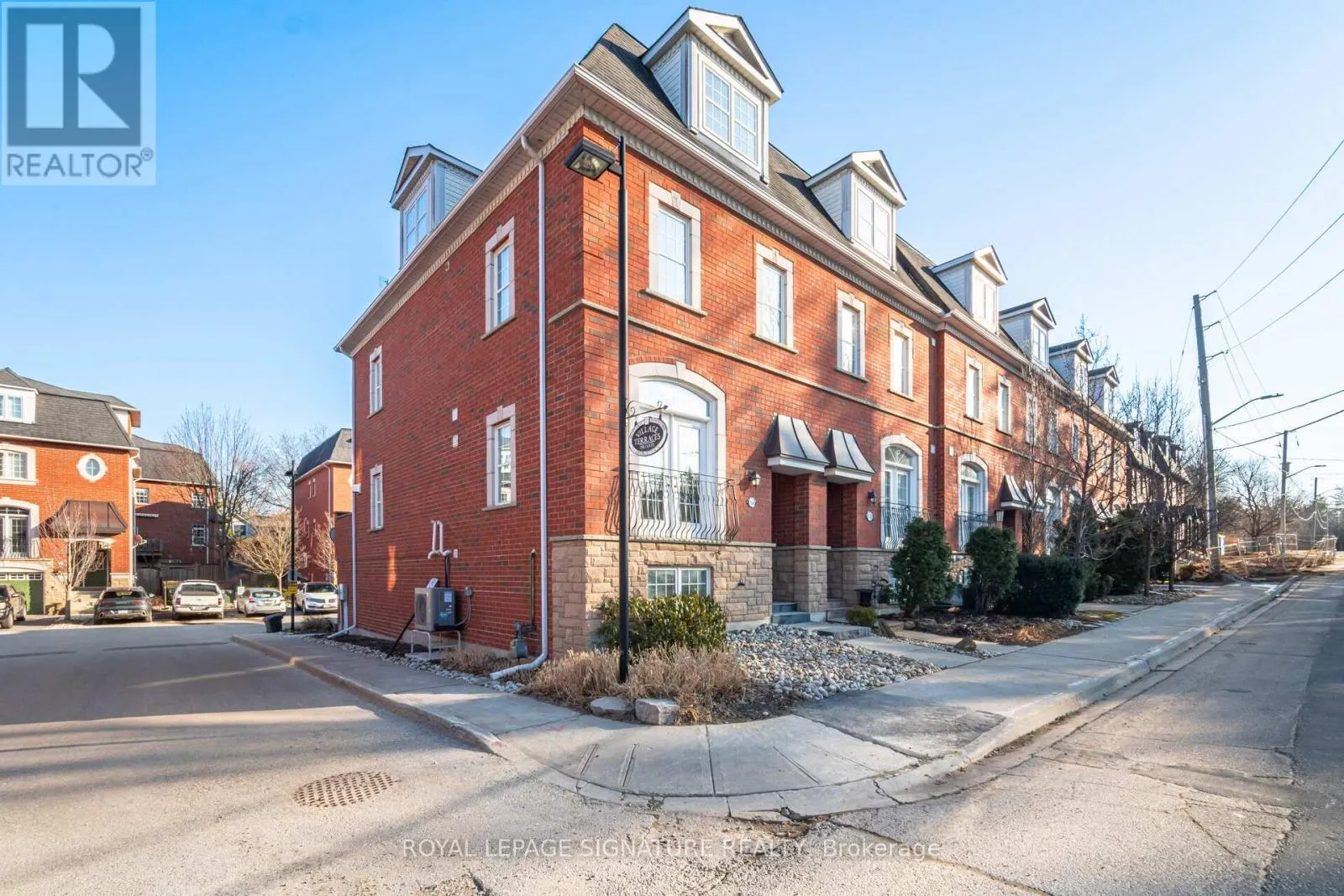 11A JAMES STREET