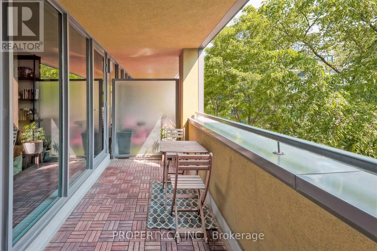 303 - 25 RITCHIE AVENUE