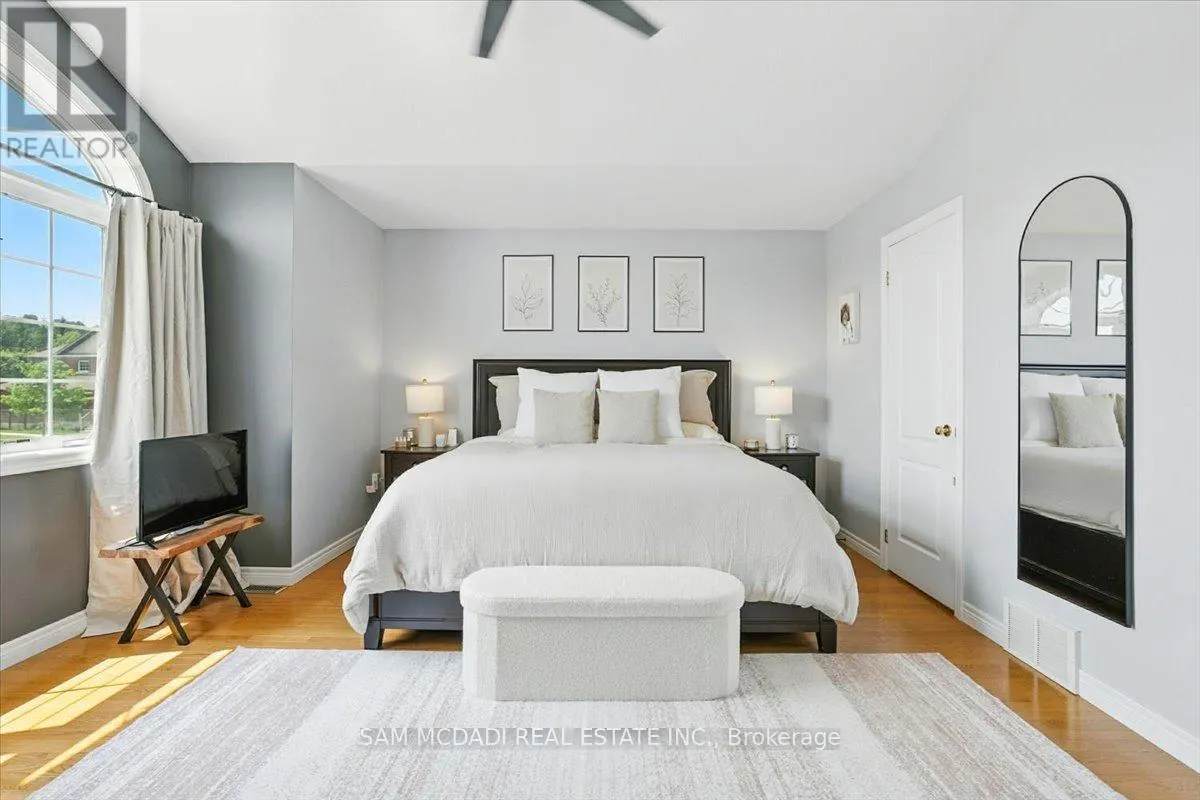 3 MAUDE COURT