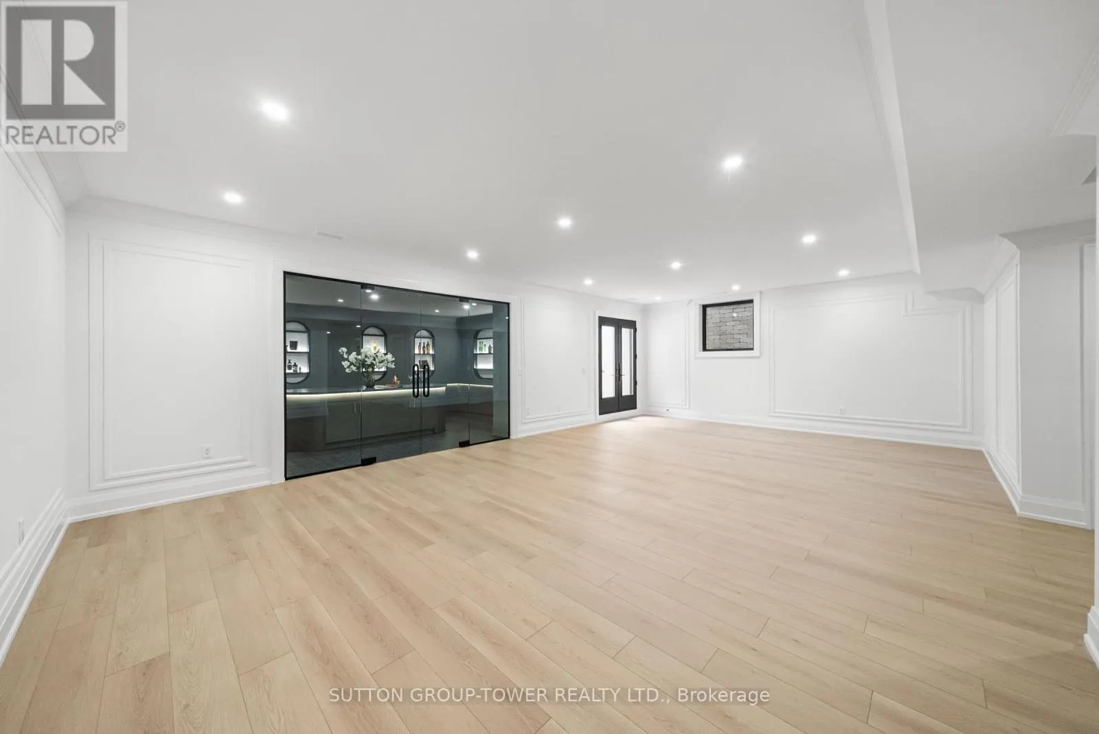 121 EDGECROFT ROAD