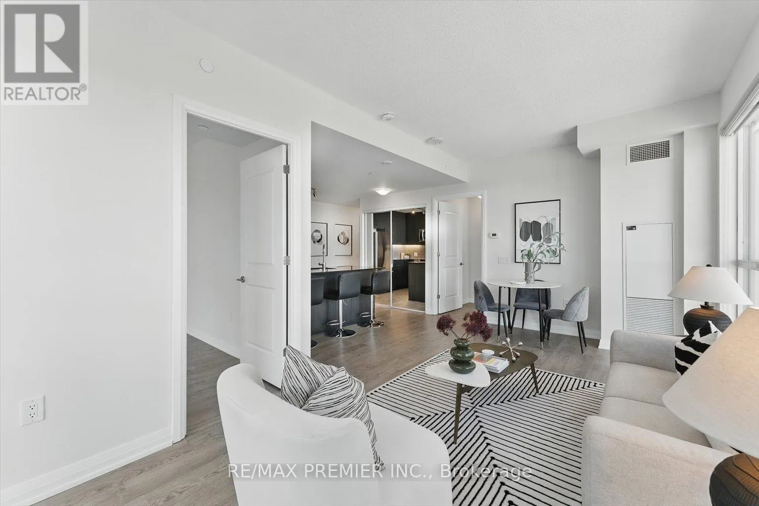 2409 - 50 THOMAS RILEY ROAD