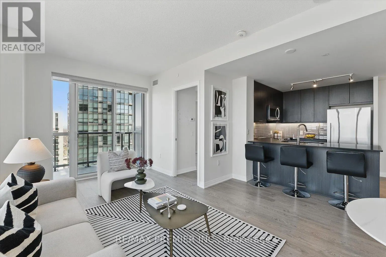 2409 - 50 THOMAS RILEY ROAD