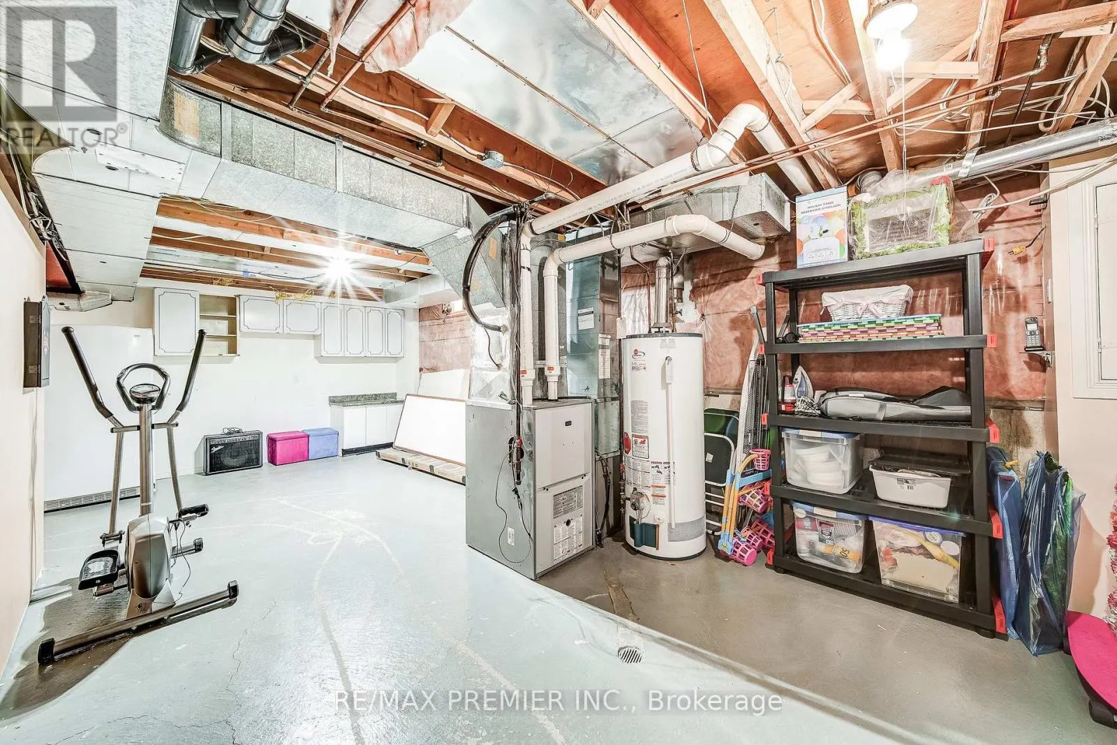 21 BERRYDOWN DRIVE