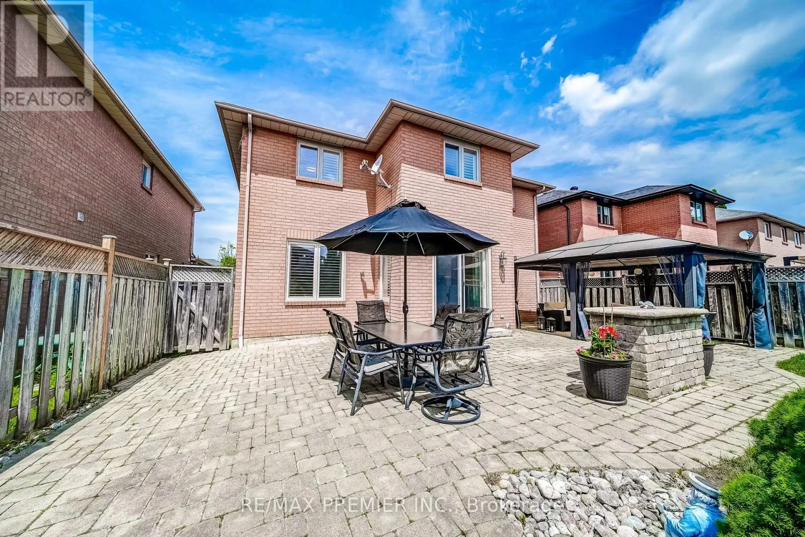 21 BERRYDOWN DRIVE