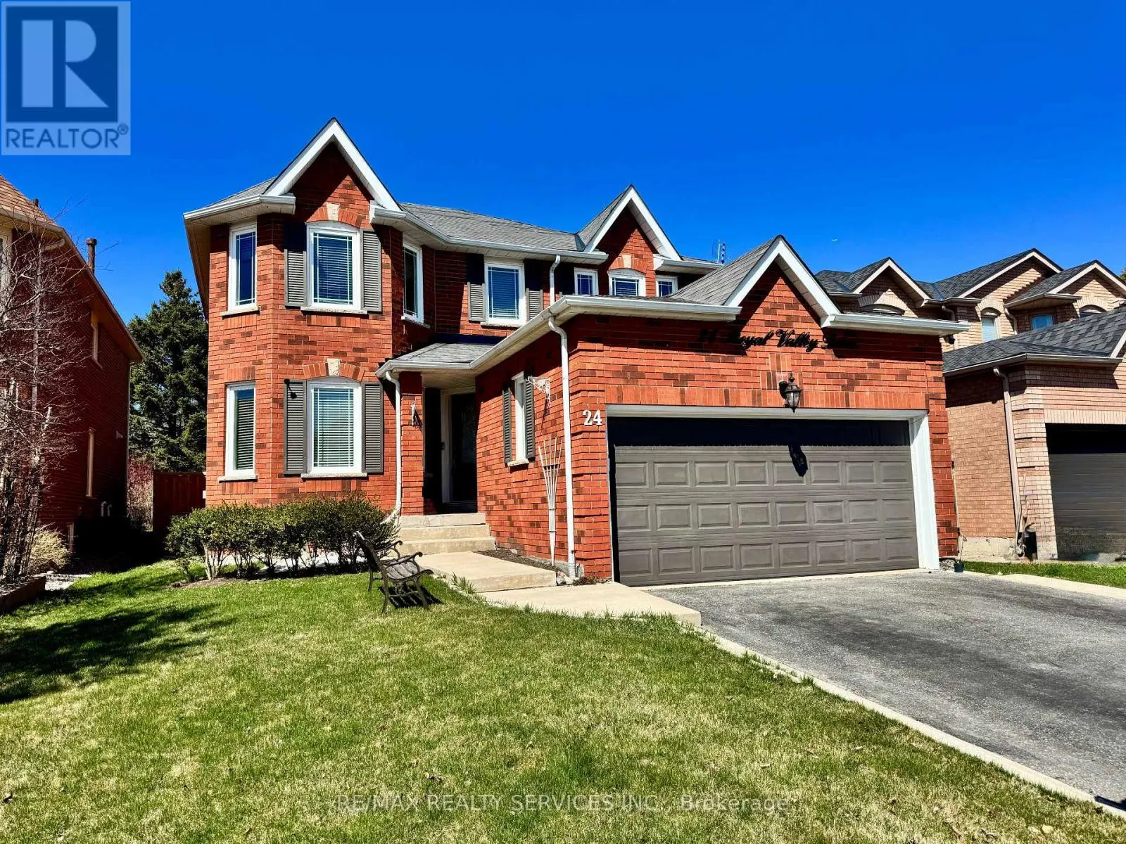 24 ROYAL VALLEY DRIVE