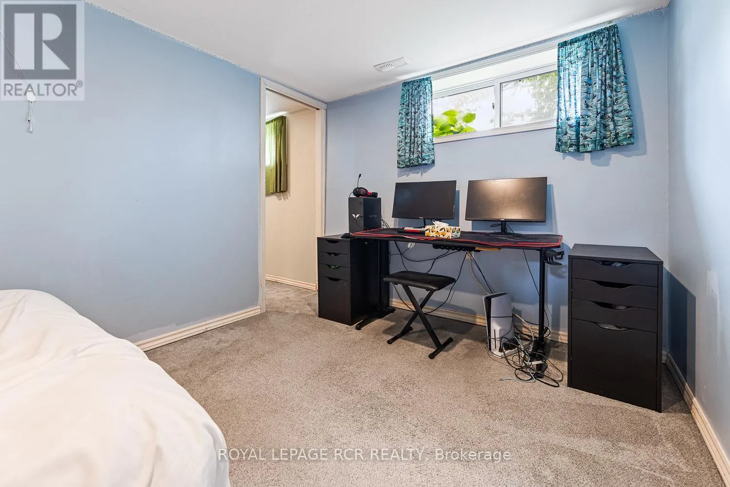 27 RUSTIC CRESCENT