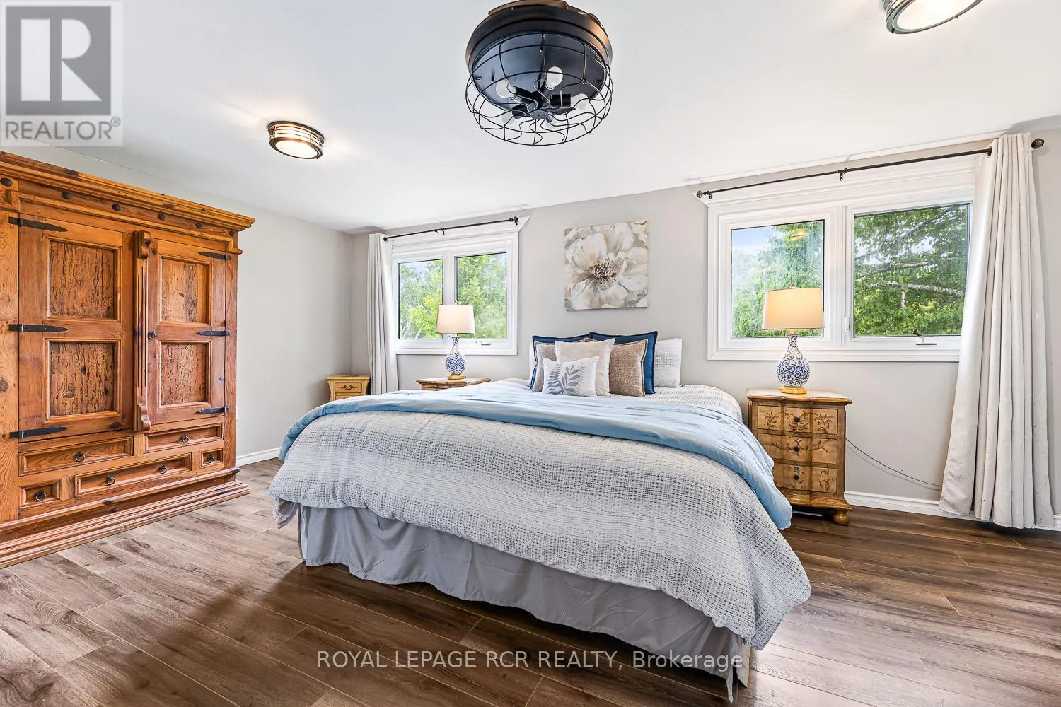 27 RUSTIC CRESCENT