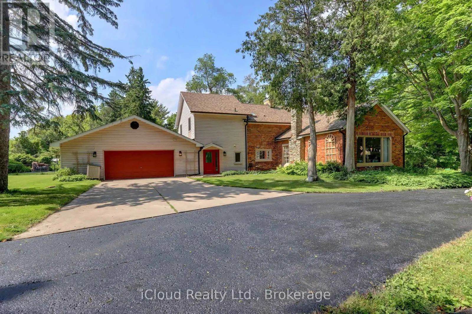4 STEWARTTOWN ROAD