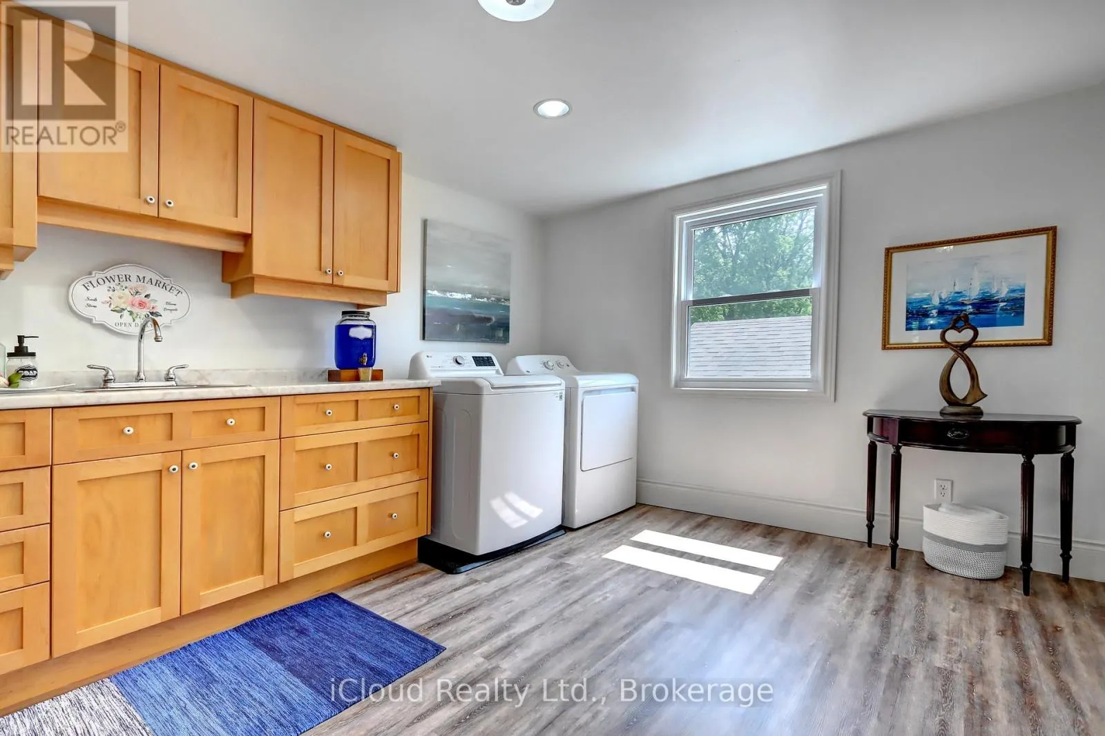 4 STEWARTTOWN ROAD