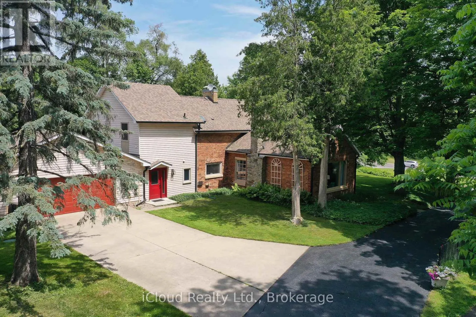4 STEWARTTOWN ROAD