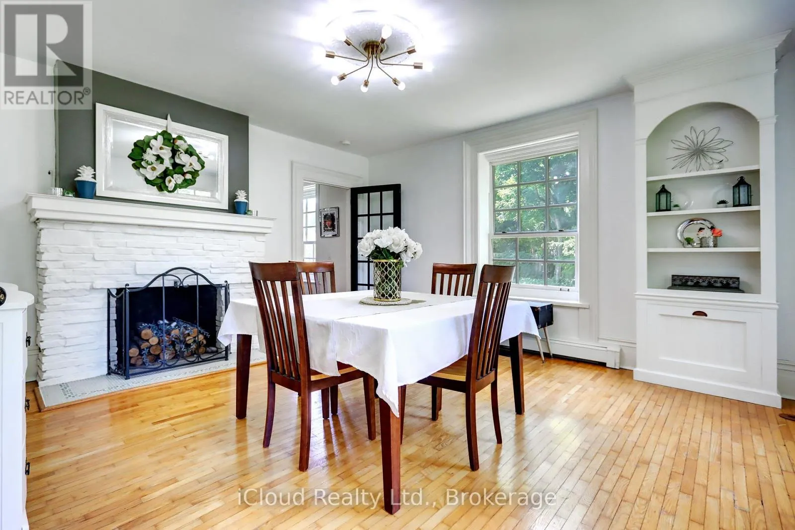 4 STEWARTTOWN ROAD